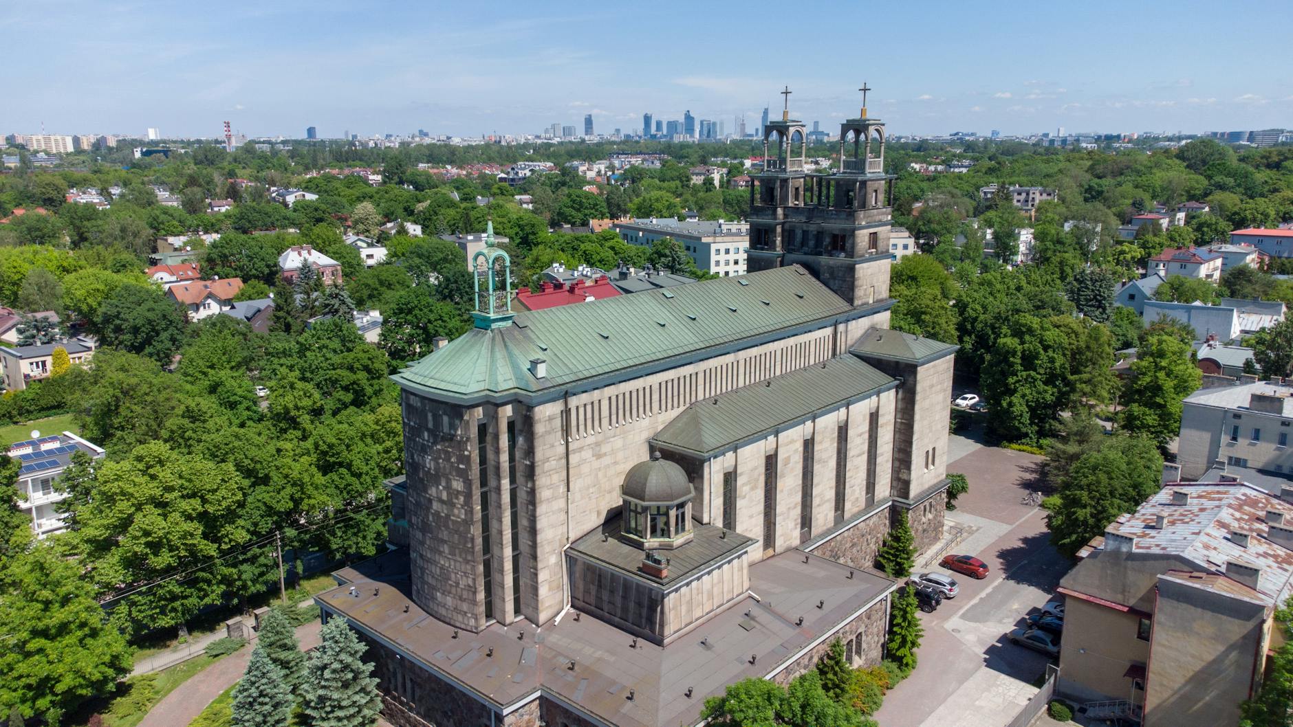 Zielone Świątki w Józefowie: Tradycje, świętowanie i atrakcje